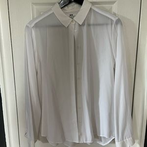 Uniqlo white long-sleeve button up shirt
